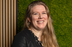 Denise Bos